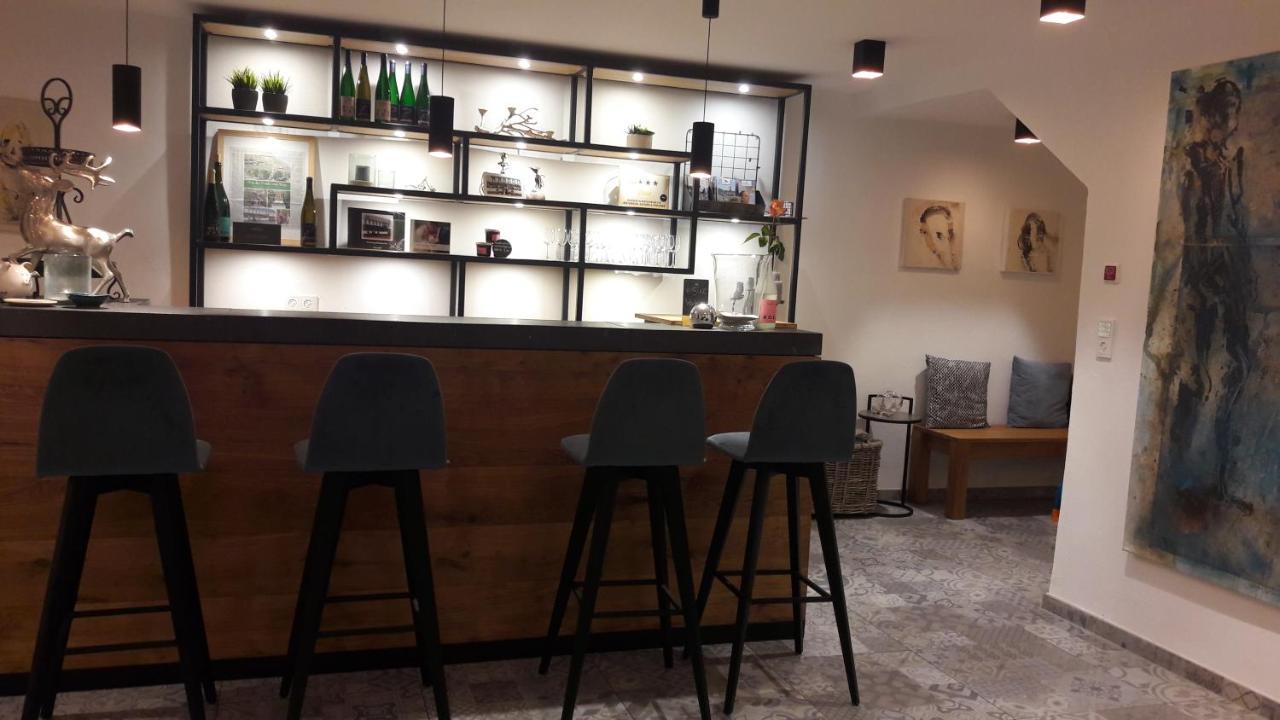 Gaestehaus Burgberg, Weinhaus Fries Kattenes Eksteriør bilde