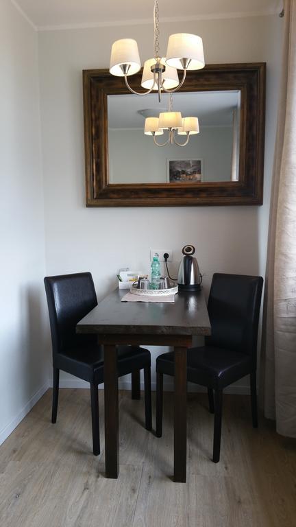 Gaestehaus Burgberg, Weinhaus Fries Kattenes Rom bilde