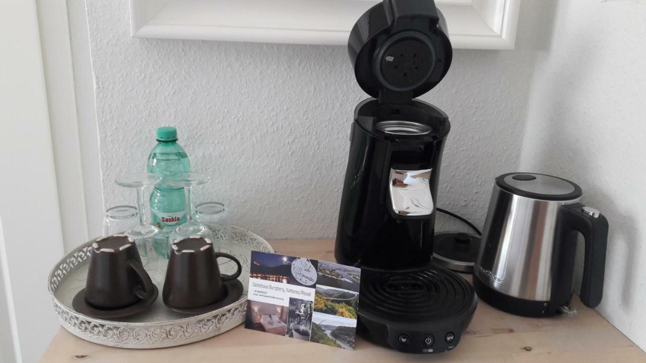 Gaestehaus Burgberg, Weinhaus Fries Kattenes Eksteriør bilde